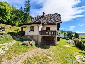 Großes Potential im Grünen: Sanierungsobjekt in sonniger Hanglage