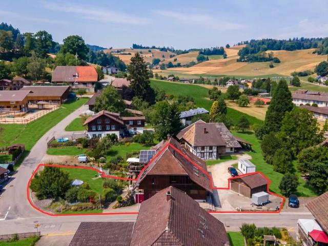 Grosses, renoviertes Haus mit Baulandreserve und sehr vielen Nutzungsmöglichkeiten