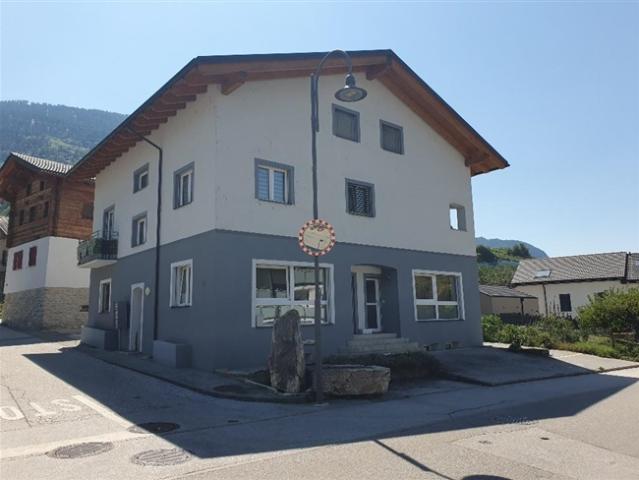 Großes renoviertes Penthouse 127 m² – Volumen und Charakter – Réchy