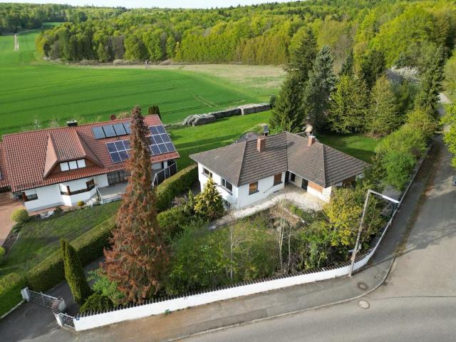 Grosses teilbares Grundstück mit Bungalow in Dunsdorf