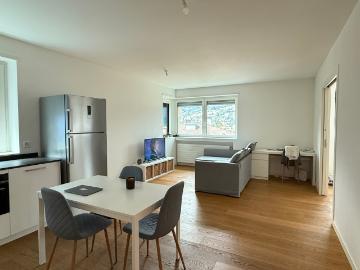 GROSSES UND MODERNES 2.5 ZIMMIGES APARTMENT IM ZENTRUM MIT KLIMAANLAGE