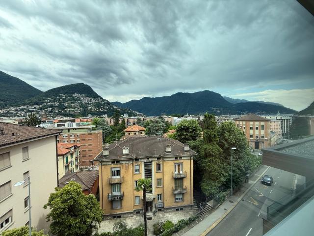 GROSSES UND MODERNES 2.5 ZIMMIGES APARTMENT IM ZENTRUM MIT KLIMAANLAGE
