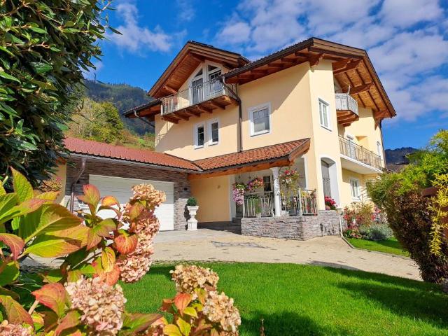 Großes Wohnhaus mit traumhaftem Panorama in Sonnenhanglage im Luftkurort St. Veit im Pongau