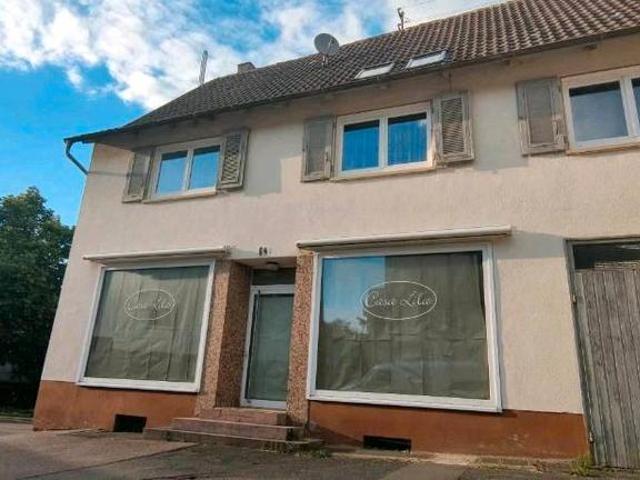 Großes Wohnhaus, Erdgeschoss flexibel, Maisonette, Balkon, Garten