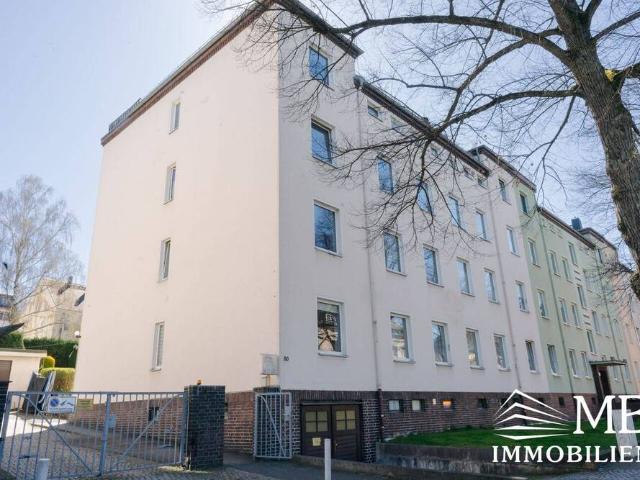 Großes Wohnhaus in mieterfreundlicher Stadtlage