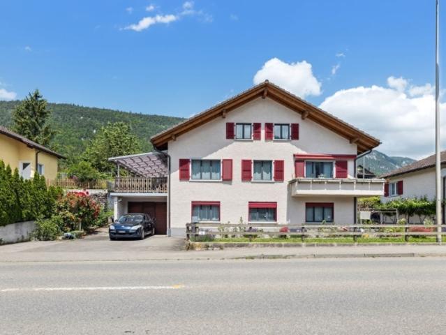 Grosses 6.5 Zimmer Haus komplett renoviert am Dorfeingang von Eschert