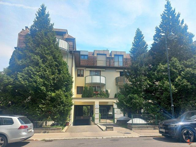 Großgarconniere mit Balkon im Herzen von Baden!