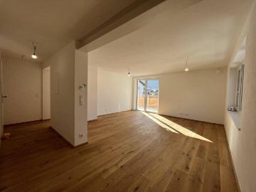 Großgmain: 3 Zimmer Neubauwohnung mit zwei Bädern und zwei Balkonen!