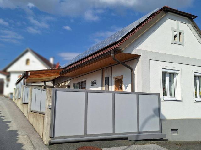 Großpetersdorf: Kleines, barrierefreies Haus ideal für 2 Personen