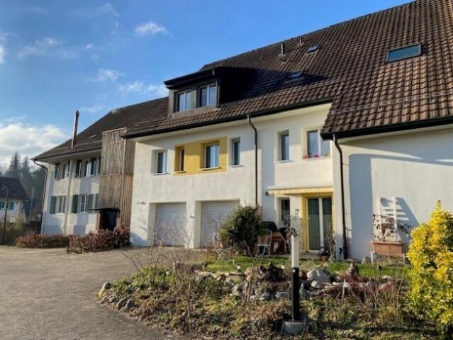 grosszügig praktisch zentrale Lage