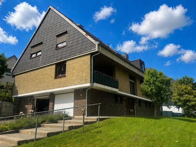 Großzügig wohnen über zwei Etagen mit Ostseefernblick
