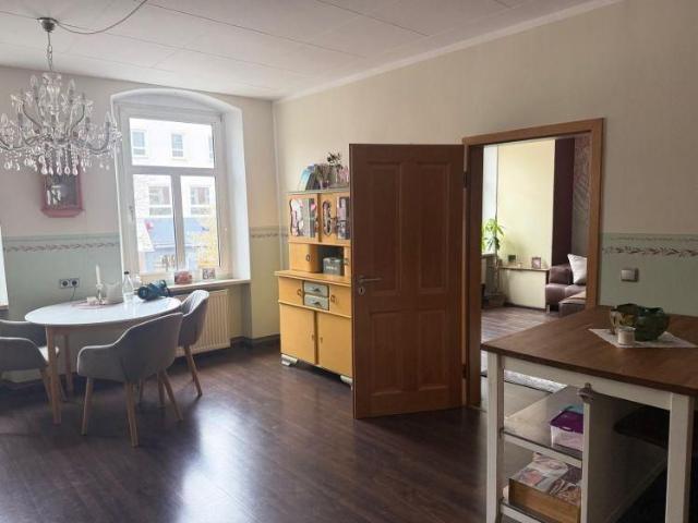 Großzügig wohnen auf 3 Etagen:Schicke Maisonette Wohnung im Herzen der Stadt Hof ca. 185 m² ab 1.12