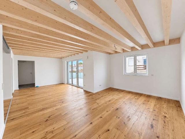 Großzügig wohnen im 1. Obergeschoss – Erstbezug mit Balkon