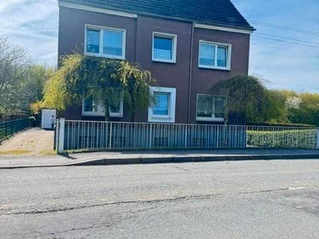 Großzügig wohnen im Grünen – Einfamilienhaus auf ca. 1.800 m² Gru