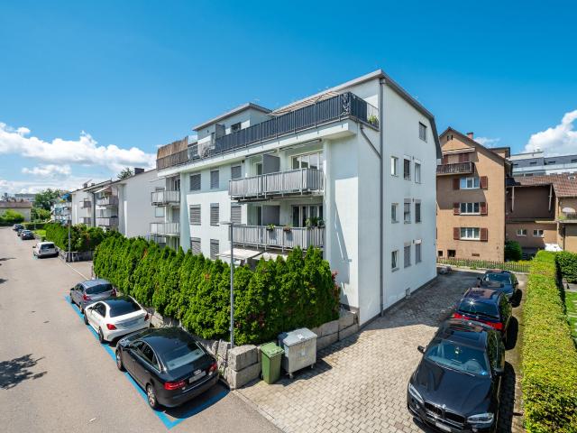 Grosszügig wohnen in Glattbrugg