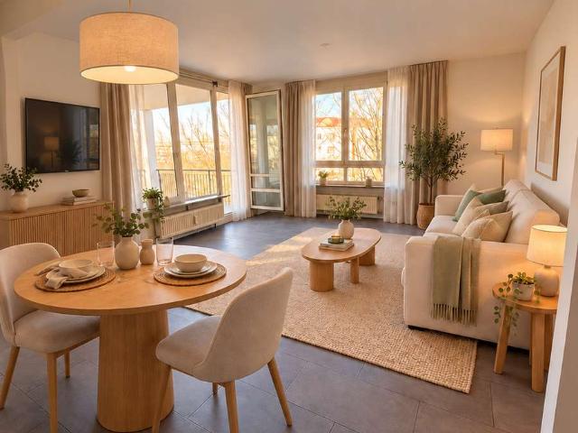 Großzügig wohnen in Oberföhring. Sanierte 2 Zimmer Wohnung mit überdachtem Balkon
