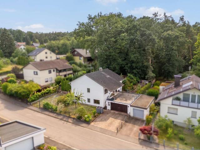 Großzügig wohnen, naturnah leben – Einfamilienhaus mit Sauna und Doppelgarage
