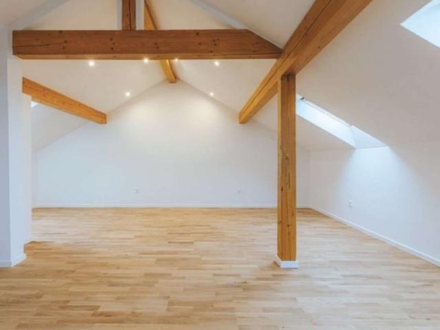 Großzügig wohnen: Reihenmittelhaus mit 175 m² in Großkarolinenfeld