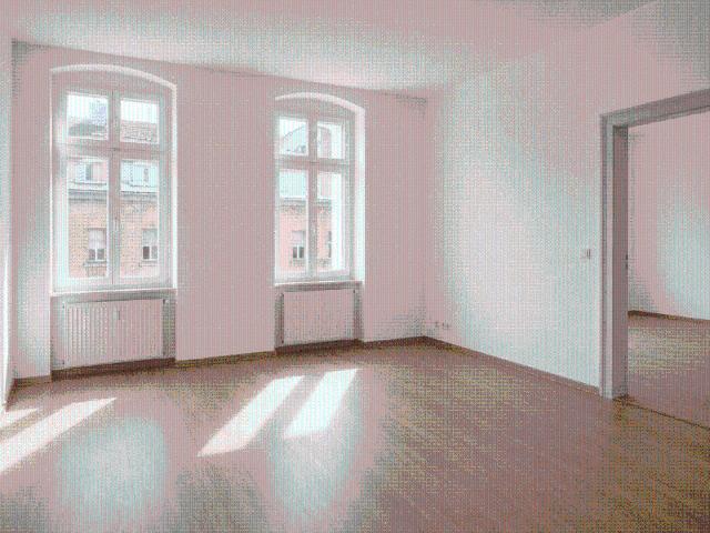 großzügige 4 Raumwohnung mit Balkon !