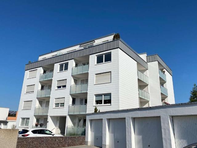 Großzügige 4 Zimmer Wohnung mit 2 Balkonen in Konz!