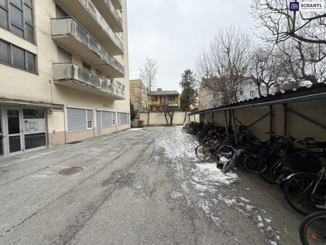 Großzügige 4 Zimmer Wohnung mit 2 Balkonen + Parkplatz und viel Potenzial – 98 m² in Graz sanierungsbedürftig!