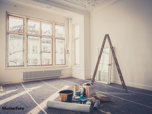 Großzügige 4 Zimmer Wohnung mit 2 TG Stellplätzen provisionsfrei