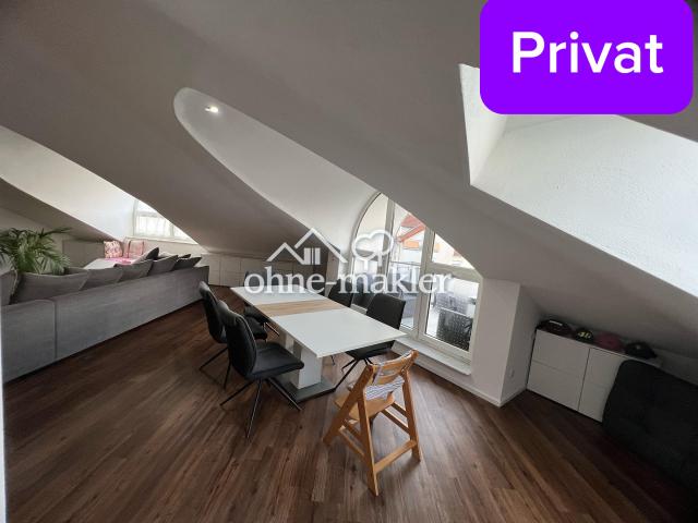 Großzügige 4 Zimmer Wohnung mit über 3 m Deckenhöhe, 2 Balkonen & 2 Stellplätzen