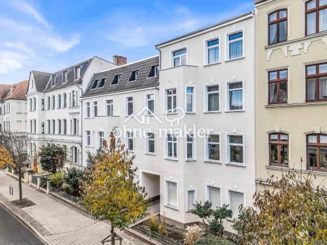 Großzügige 4 Zimmer Wohnung mit Balkon in Magdeburg