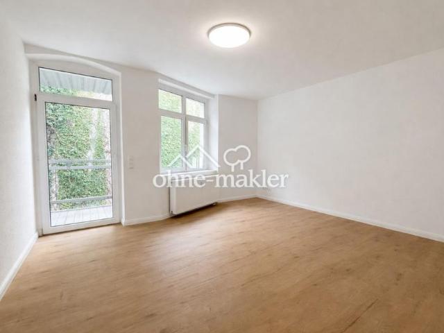 Großzügige 4 Zimmer Wohnung mit Balkon in Magdeburg