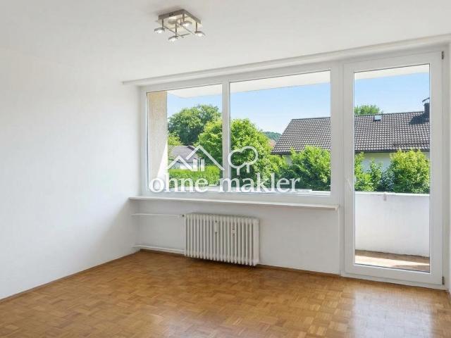 Großzügige 4 Zimmer Wohnung mit Balkon in ruhiger Bestlage von Traunstein
