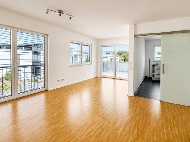 Großzügige 4 Zimmer Wohnung mit Balkon und Aufzug im Aubachviertel