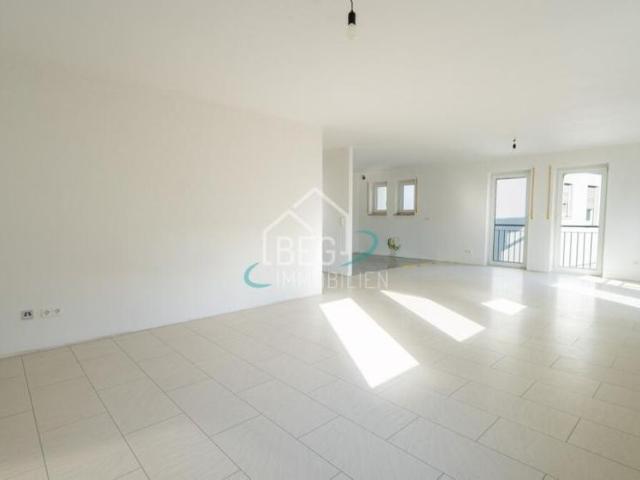 Großzügige 4 Zimmer Wohnung mit Balkon und Garage in Bühlertann