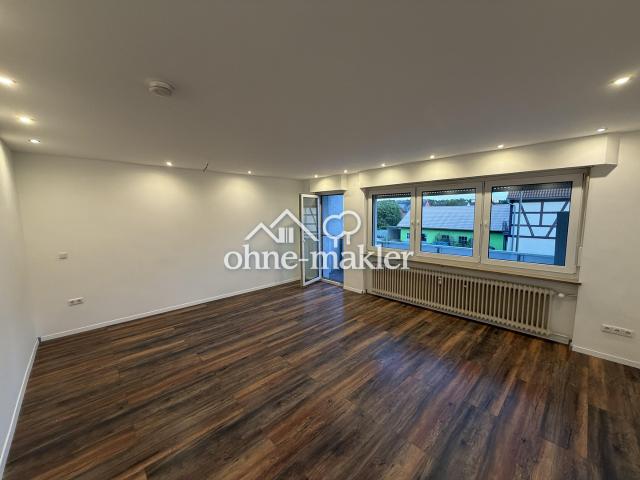 Großzügige 4 Zimmer Wohnung mit Balkon und hochwertiger Einbauküche in Nürnberg Katzwang