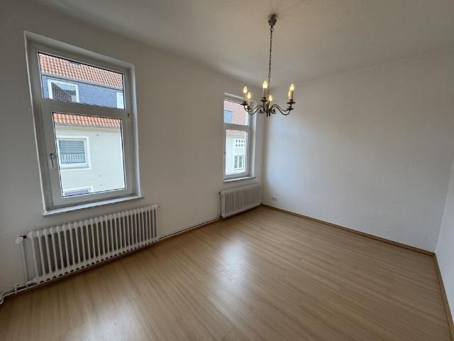 Großzügige 4 Zimmer Wohnung mit ca. 100 m² – ruhig wohnen & stadtnah in Wilhelmshaven Bant
