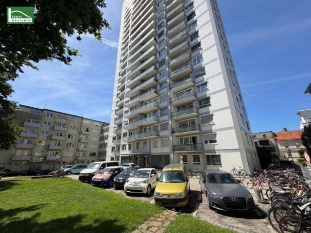 Großzügige 4 Zimmer Wohnung mit drei Balkonen im 10. Obergeschoss in Graz