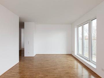 Großzügige 4 Zimmer Wohnung mit langem Balkon – ideal für Paare & Familien im 4. Obergeschoss