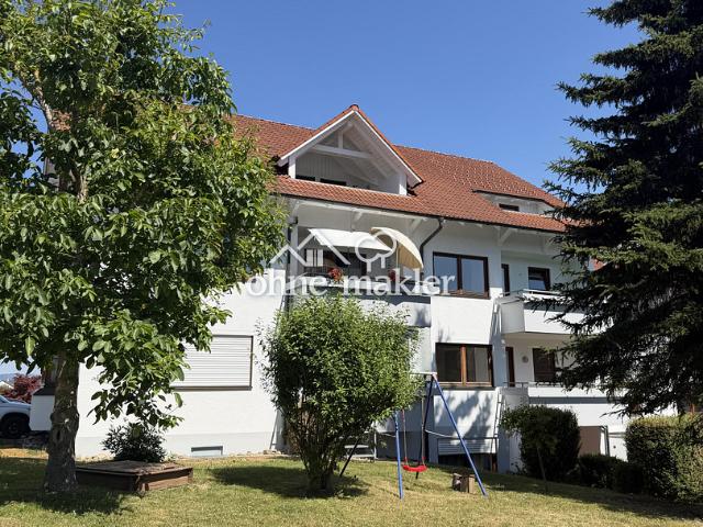Großzügige 4 Zimmer Wohnung mit optimalem Grundriss & Balkon