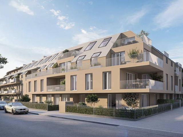 Großzügige 4 Zimmer Wohnung mit Privatgarten