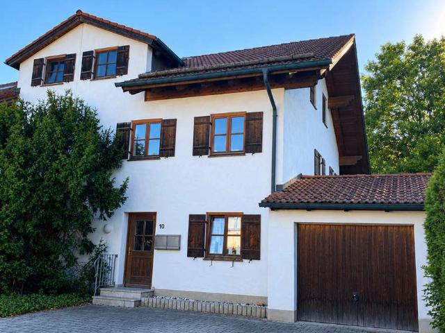 großzügige 4 Zimmer Wohnung in Gars am Inn mit Balkon