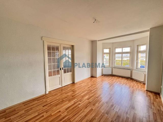 Großzügige 4 Zimmer Wohnung in Parchim mit Balkon zu vermieten!