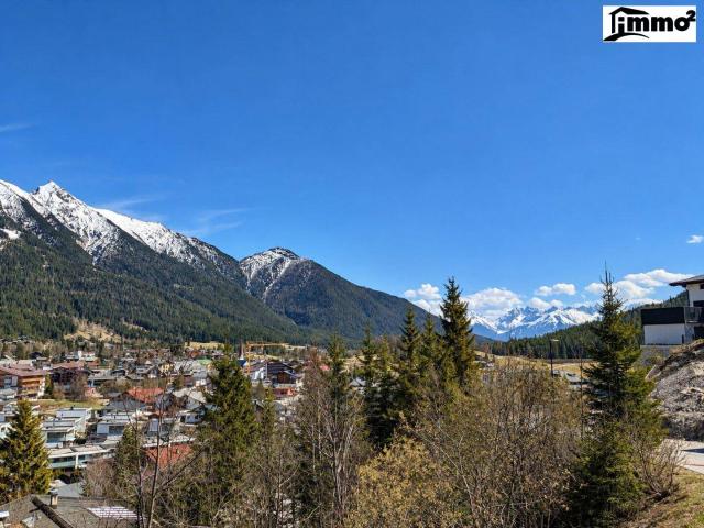 Großzügige 4 Zimmer Wohnung in Seefeld | 104 m² | 2 Balkone & Carport inklusive