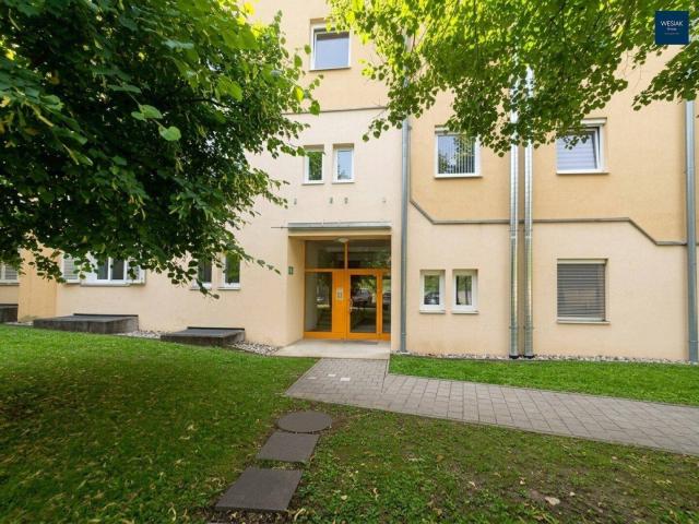 Großzügige 4 Zimmer Wohnung Pfeifferhofweg 28 30 8045 Graz mit Balkon – für Singles, Paare & Familien