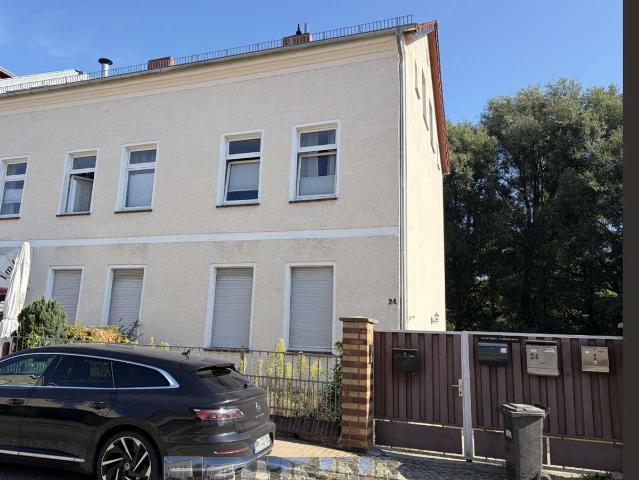 großzügige 4 Zimmer Wohnung