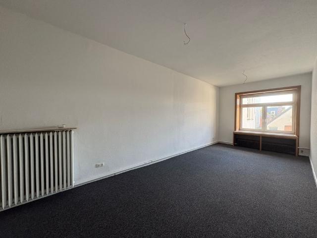 Großzügige 4 Zimmer Altbauwohnung mitten in der Oldenburger Fußgängerzone – frisch ausgebaut!
