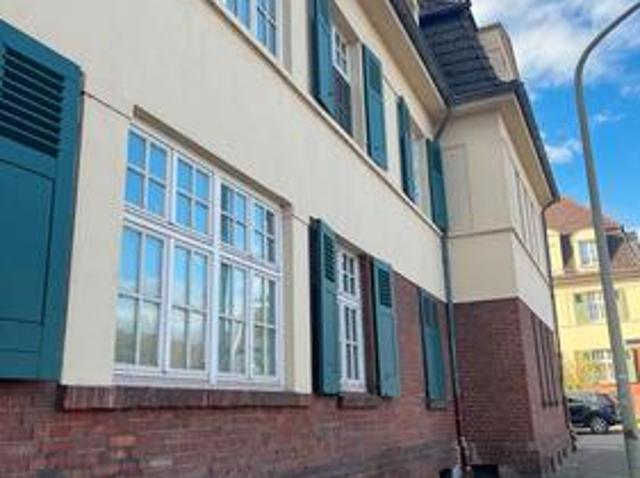 Großzügige 4 Zimmer Dachgeschosswohnung mit ca. 84 m²