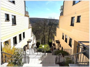 Großzügige 4 Zimmer Eigentumswohnung mit Panorama Terrasse