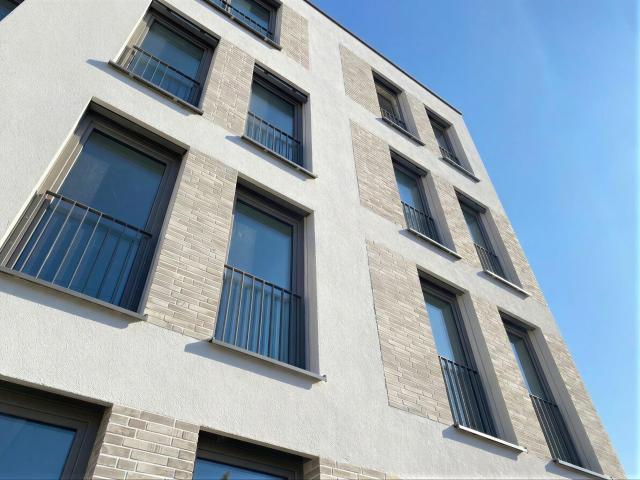 Großzügige 4 Zimmer Erdgeschosswohnung mit Westterrasse und Gartenanteil