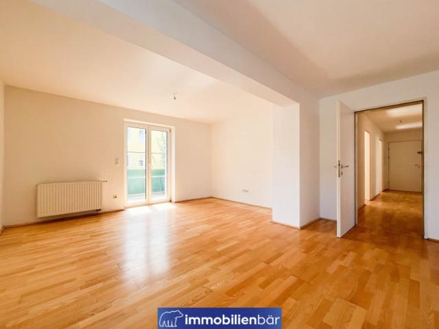 Großzügige 4 Zimmer Gartenwohnung ca. 140m² inkl. Küche nähe Stadtpark Ried Top Preis