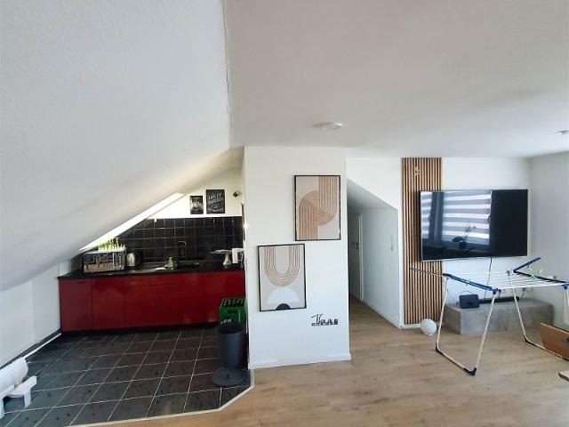 Großzügige 4 Zimmer Maisonettewohnung mit Dachstudio in der Nienburger Alpheide zu vermieten