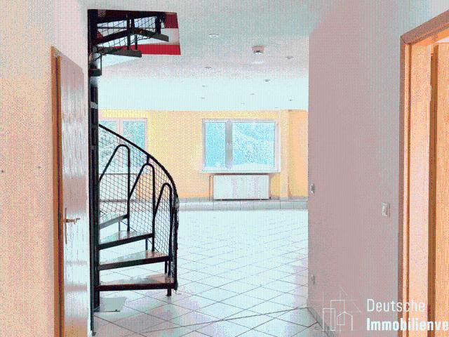 Großzügige 4 Zimmer Maisonettewohnung mit viel Potenzial!